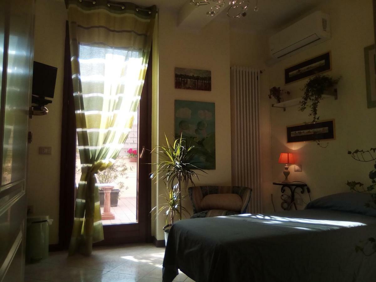 B&B Zia Lelly Fano Εξωτερικό φωτογραφία