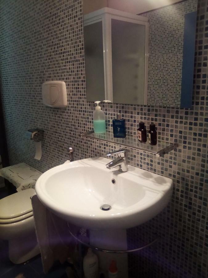 B&B Zia Lelly Fano Εξωτερικό φωτογραφία
